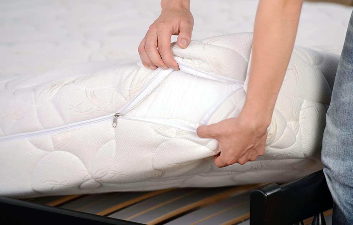How Synthetic Bed Mattresses Affect Occupants' Health