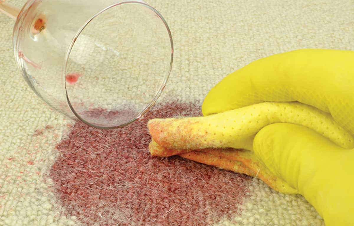 How to Remove Stubborn Stains on Carpets