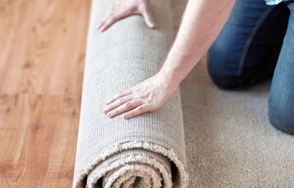 How To Shrink Stretched Carpet